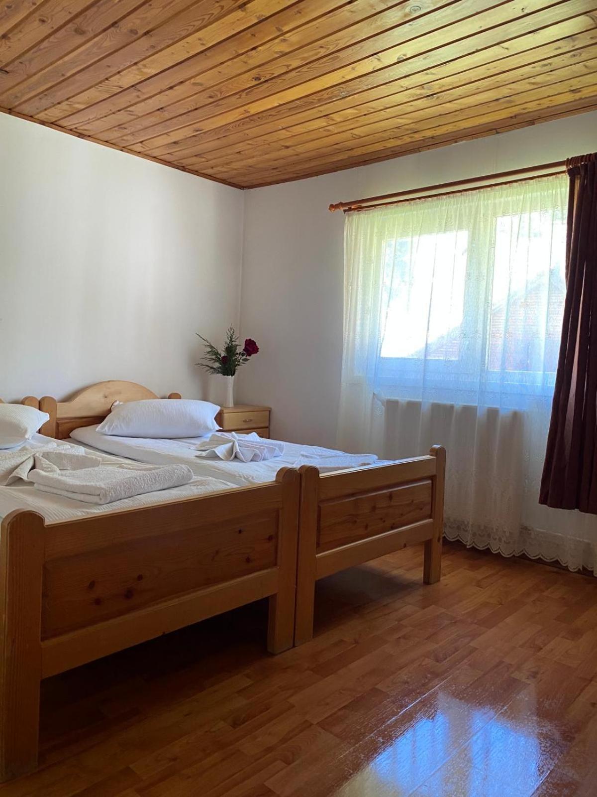 Casa De Vacanta 버르토프 외부 사진